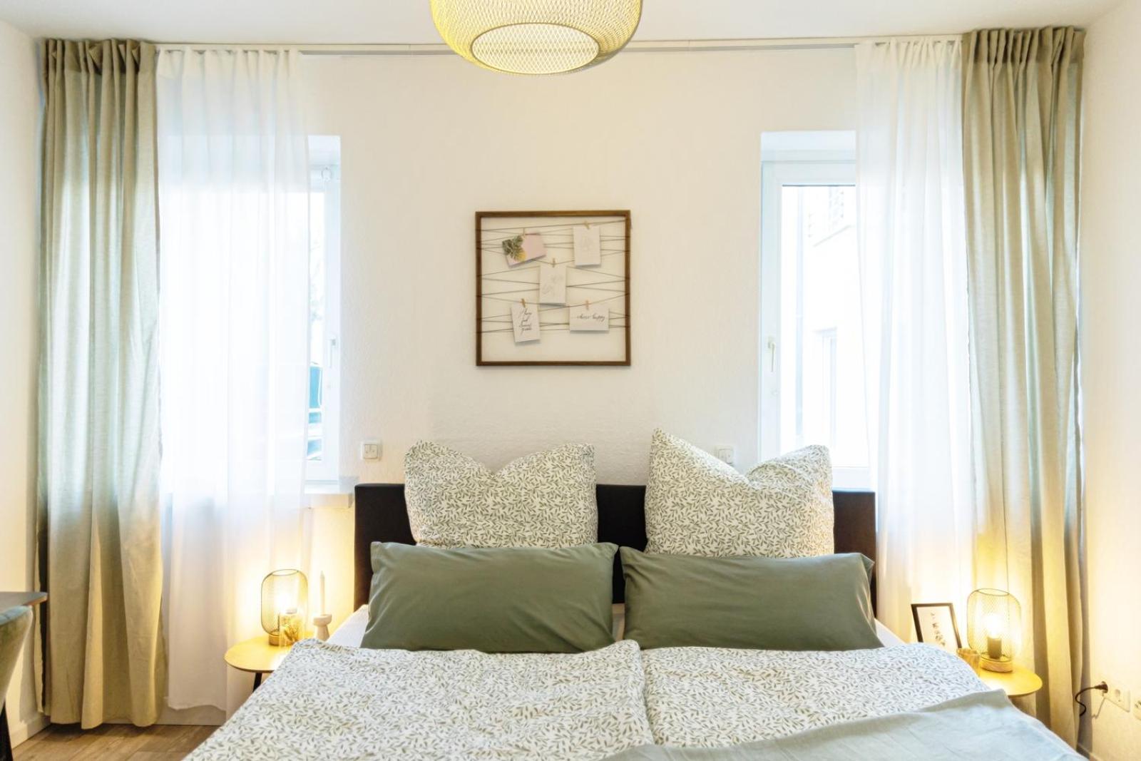 Blossfeld-Apartments Geraeumige Stadtoase Mitten Im Zentrum Mit 3 Schlafzimmern, Gratis Parkplatz, W-Lan, Netflix Jena Exteriör bild